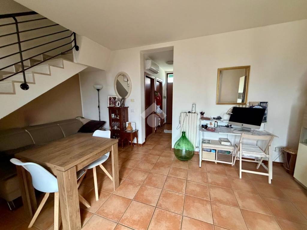 casa indipendente in vendita a Luzzara