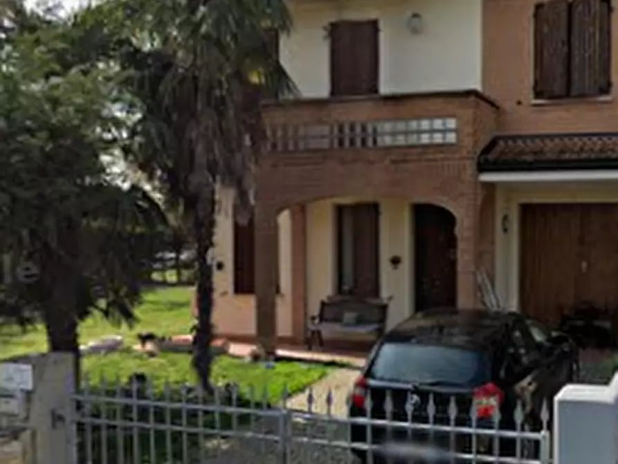 casa indipendente in vendita a Luzzara in zona Casoni