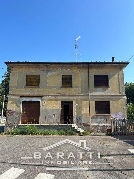 casa indipendente in vendita a Luzzara
