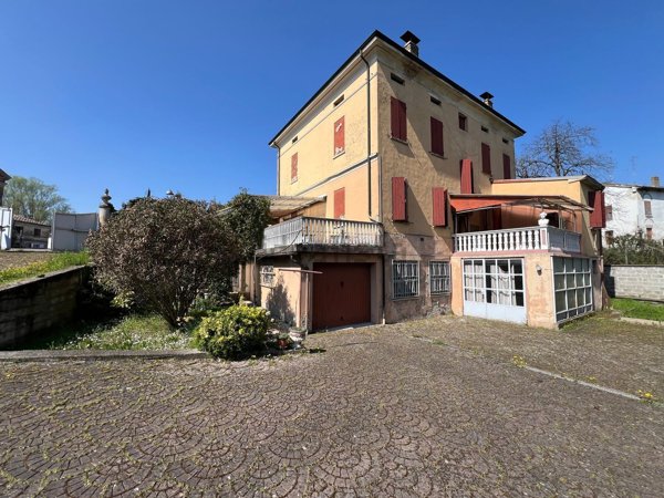 casa indipendente in vendita a Luzzara