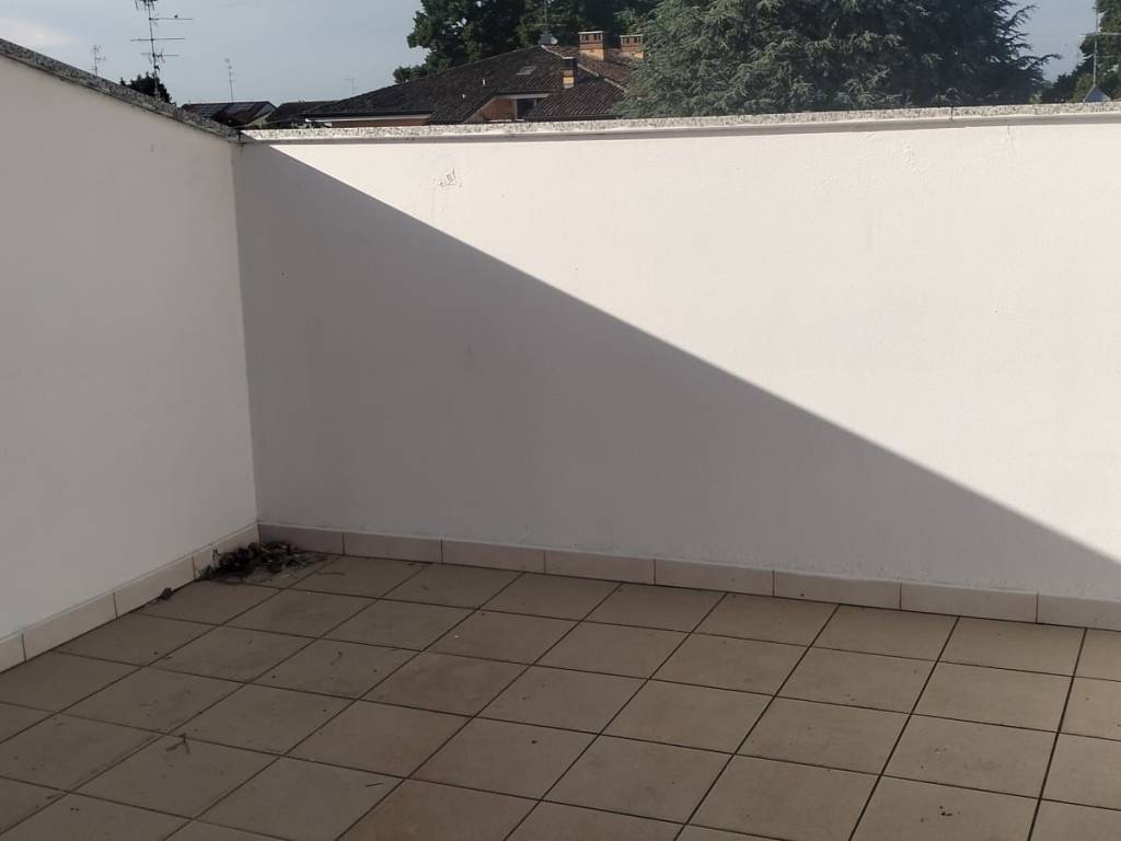 casa indipendente in vendita a Luzzara in zona Casoni
