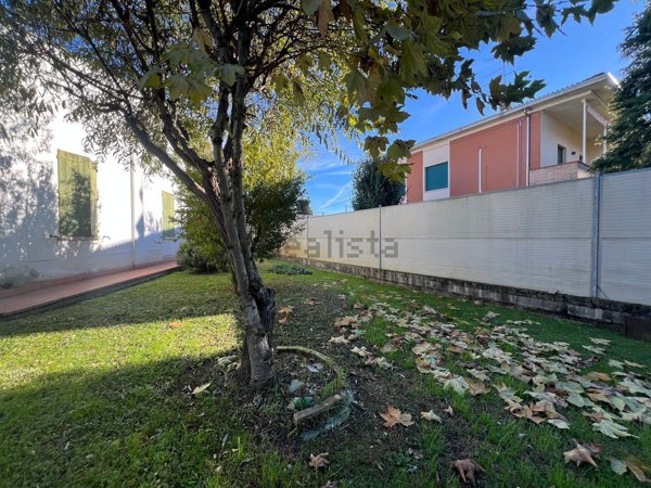 casa indipendente in vendita a Luzzara in zona Codisotto