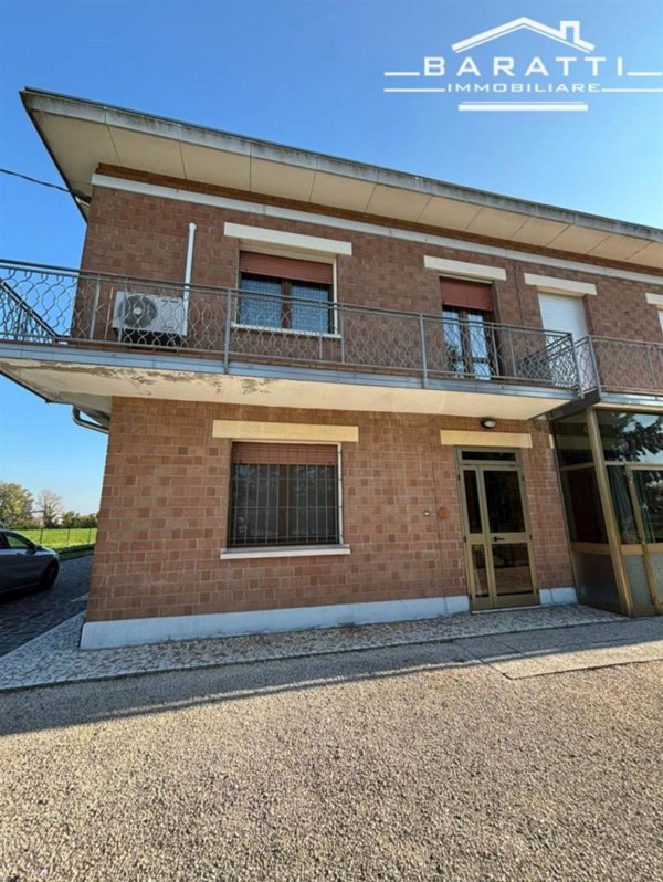 casa indipendente in vendita a Luzzara in zona Codisotto