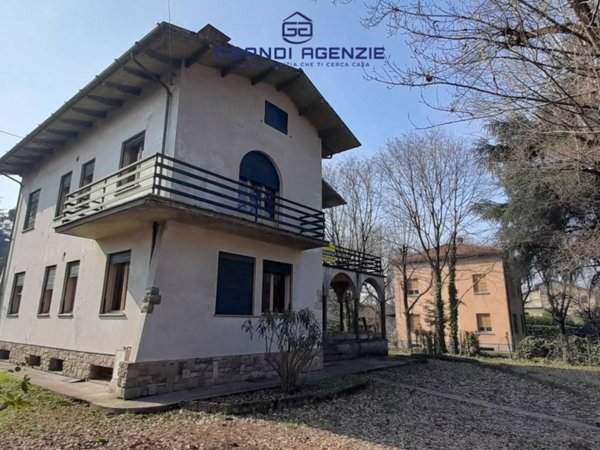 casa indipendente in vendita a Montecchio Emilia
