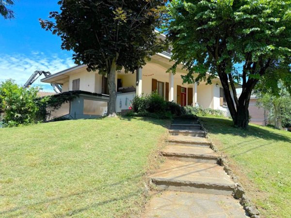 casa indipendente in vendita a Montecchio Emilia