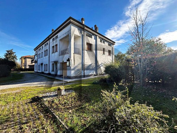 villa in vendita a Montecchio Emilia