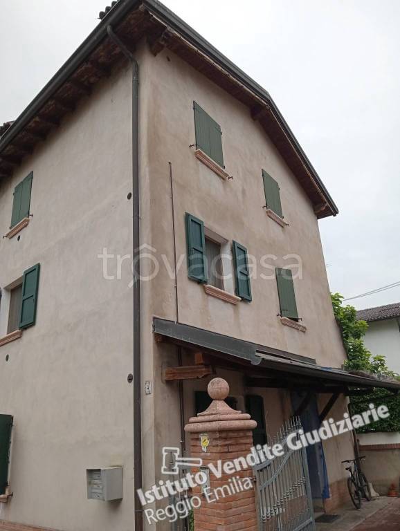 appartamento in vendita a Montecchio Emilia