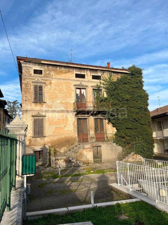 casa indipendente in vendita a Montecchio Emilia