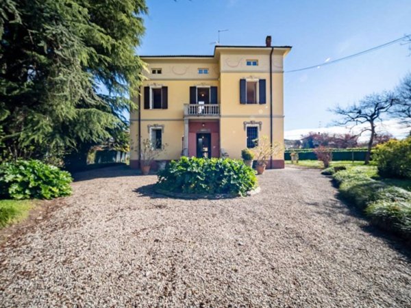 casa indipendente in vendita a Montecchio Emilia