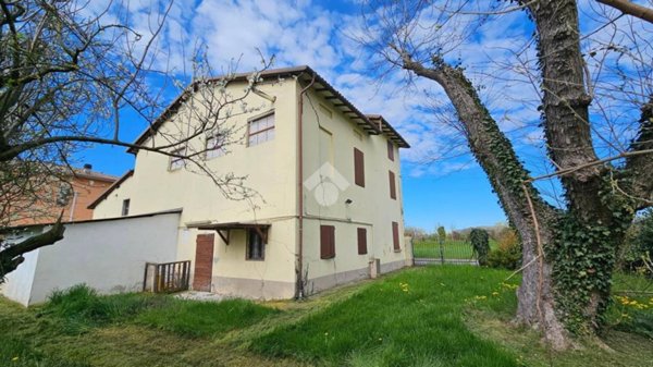 casa indipendente in vendita a Montecchio Emilia