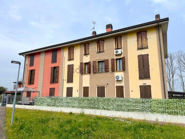 appartamento in vendita a Montecchio Emilia