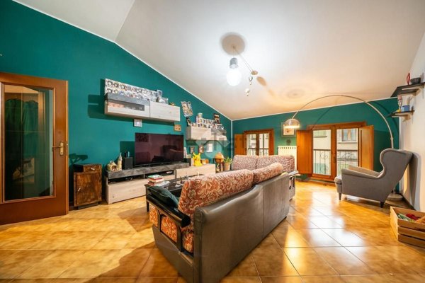 appartamento in vendita a Montecchio Emilia