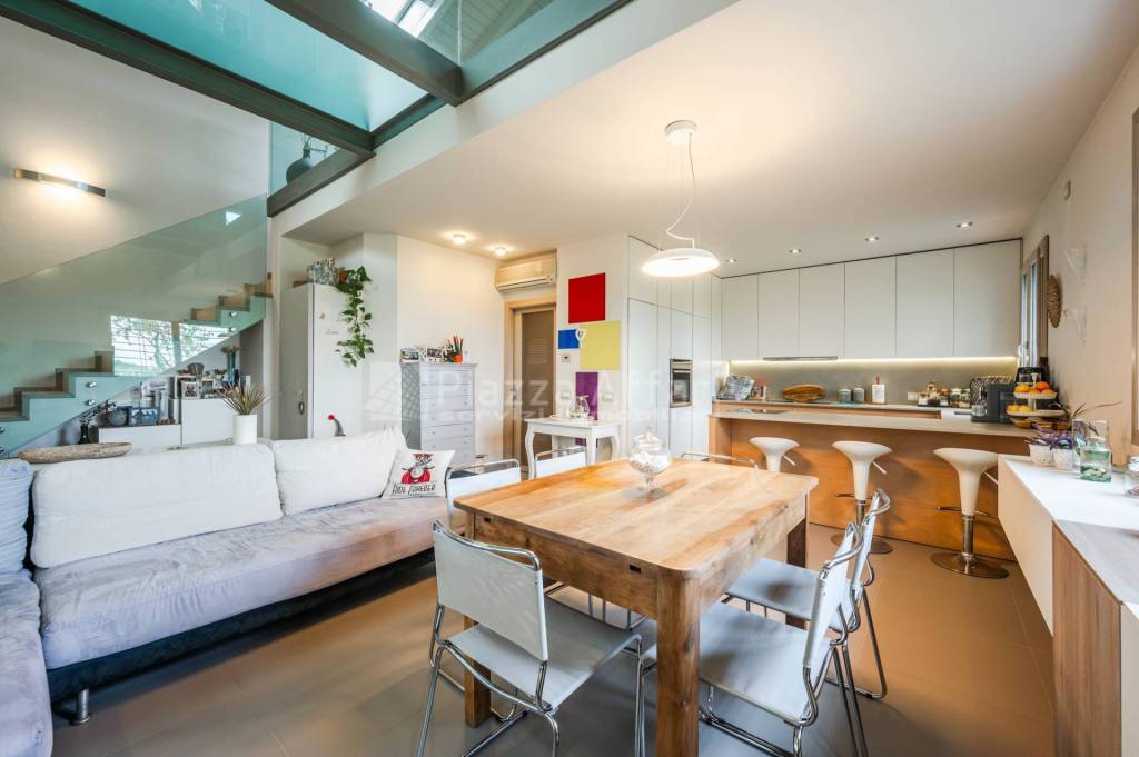 casa indipendente in vendita a Montecchio Emilia