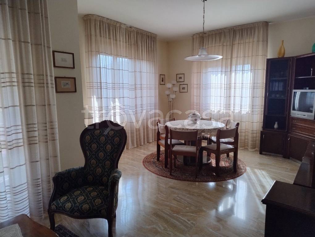 casa indipendente in vendita a Montecchio Emilia
