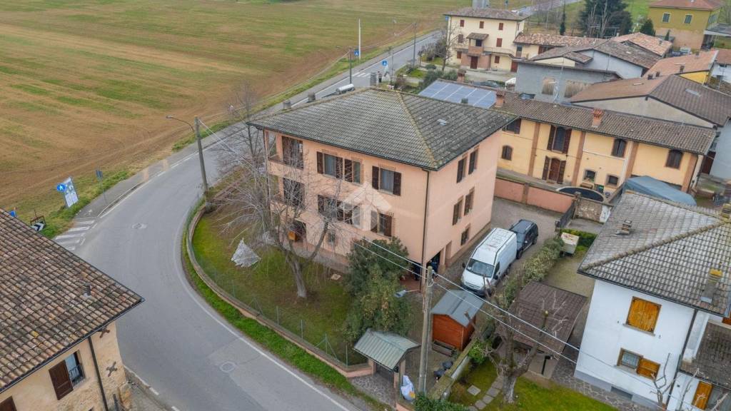 appartamento in vendita a Montecchio Emilia