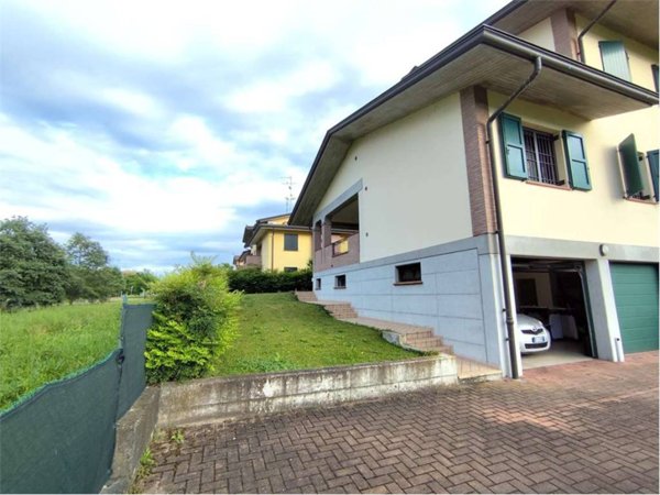 appartamento in vendita a Montecchio Emilia