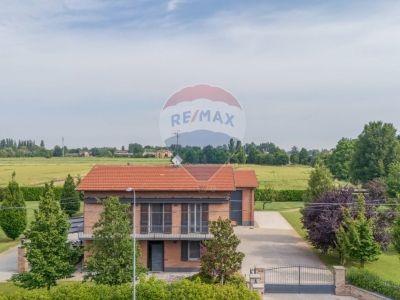 casa indipendente in vendita a Montecchio Emilia