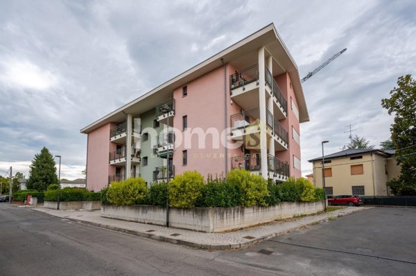 appartamento in vendita a Montecchio Emilia
