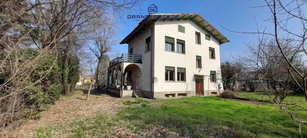 casa indipendente in vendita a Montecchio Emilia