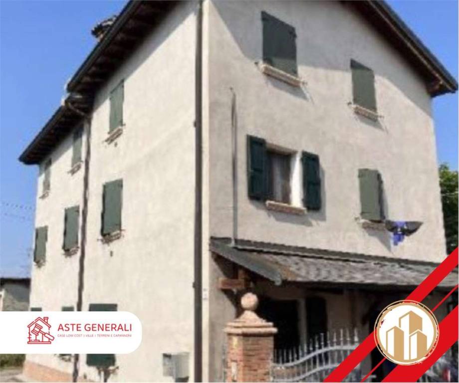 casa indipendente in vendita a Montecchio Emilia