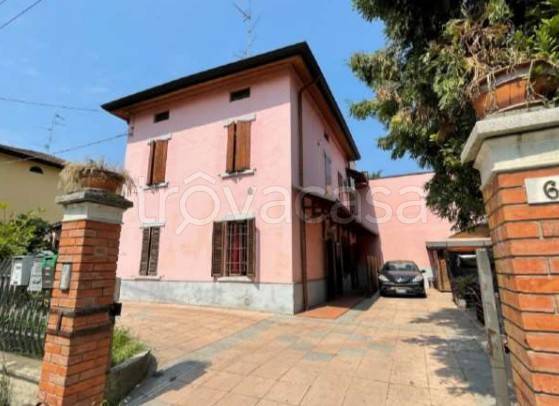 appartamento in vendita a Montecchio Emilia