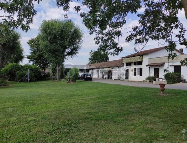 casa indipendente in vendita a Montecchio Emilia