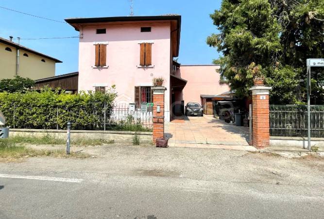 appartamento in vendita a Montecchio Emilia