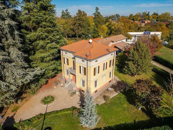 casa indipendente in vendita a Montecchio Emilia
