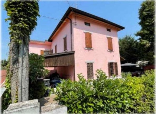 appartamento in vendita a Montecchio Emilia