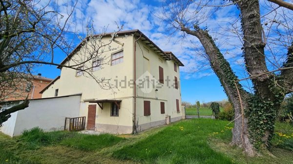 casa indipendente in vendita a Montecchio Emilia