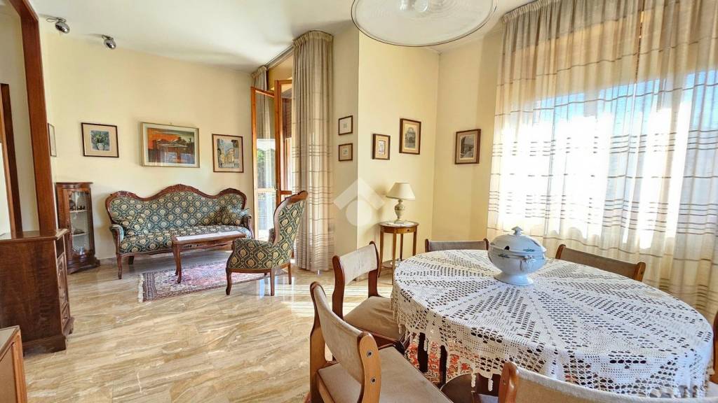 casa indipendente in vendita a Montecchio Emilia