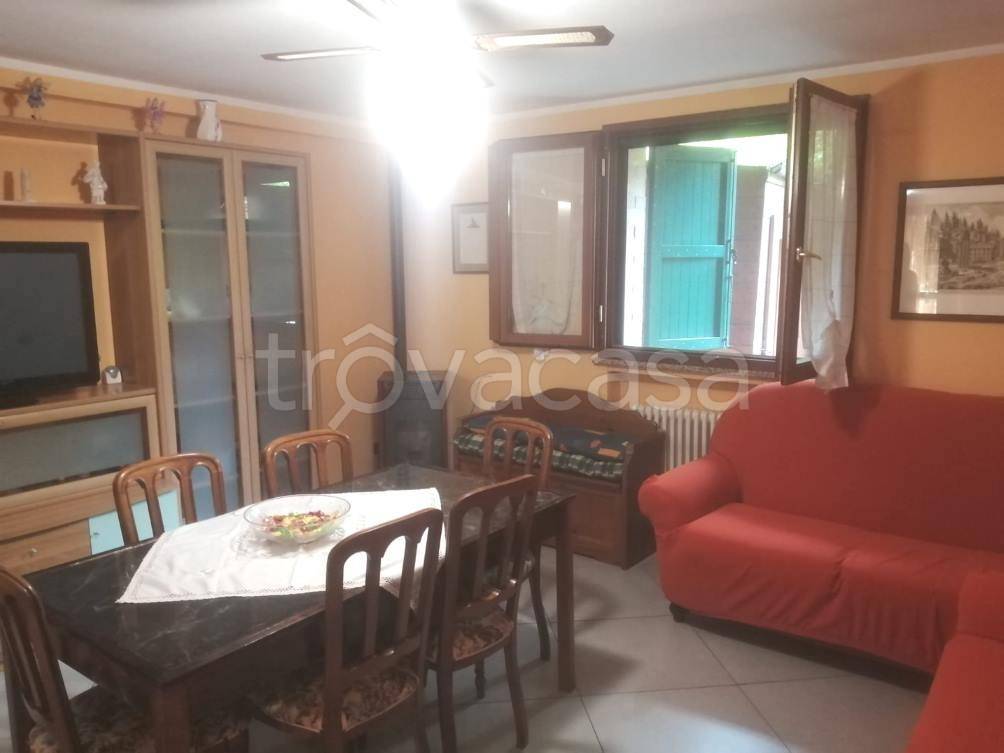casa indipendente in vendita a Montecchio Emilia