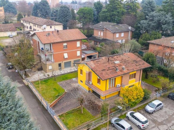 casa indipendente in vendita a Montecchio Emilia