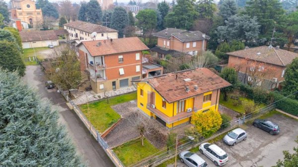 casa indipendente in vendita a Montecchio Emilia
