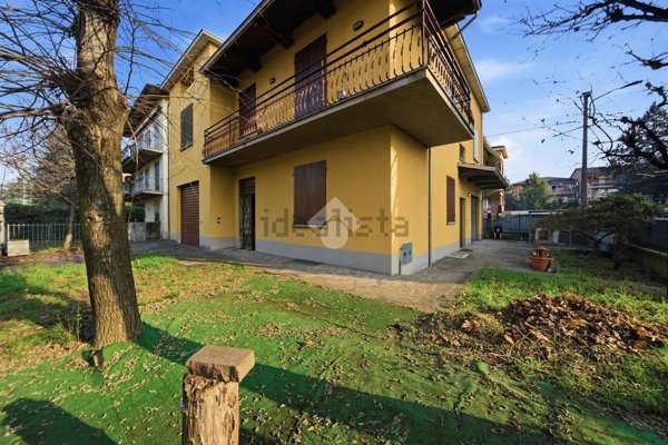 casa indipendente in vendita a Montecchio Emilia