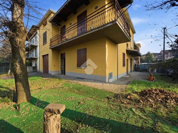 casa indipendente in vendita a Montecchio Emilia