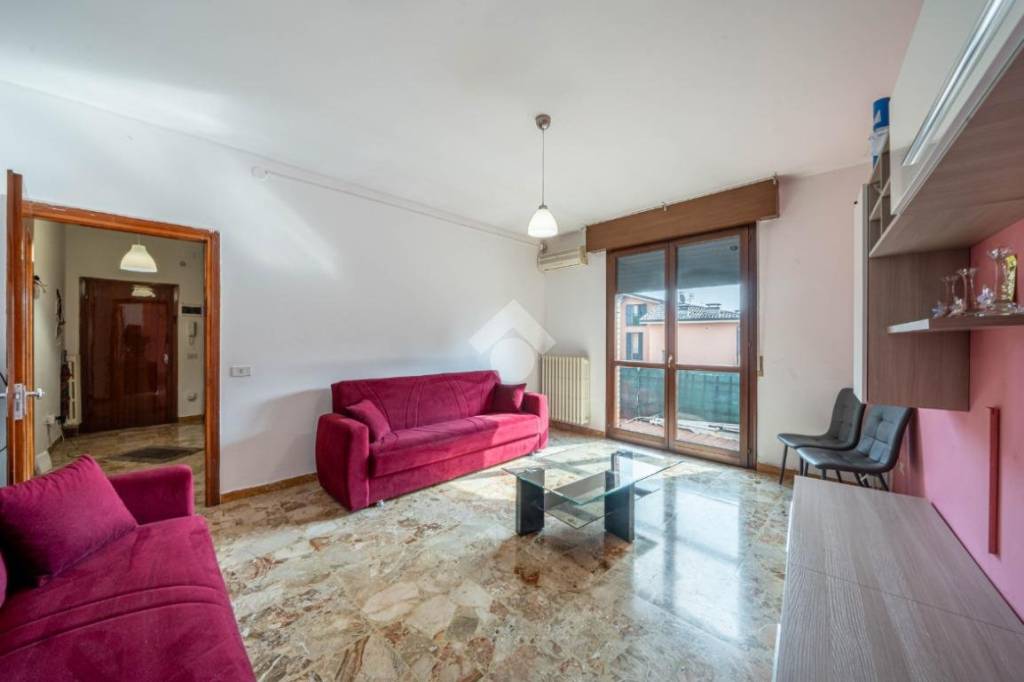 appartamento in vendita a Montecchio Emilia