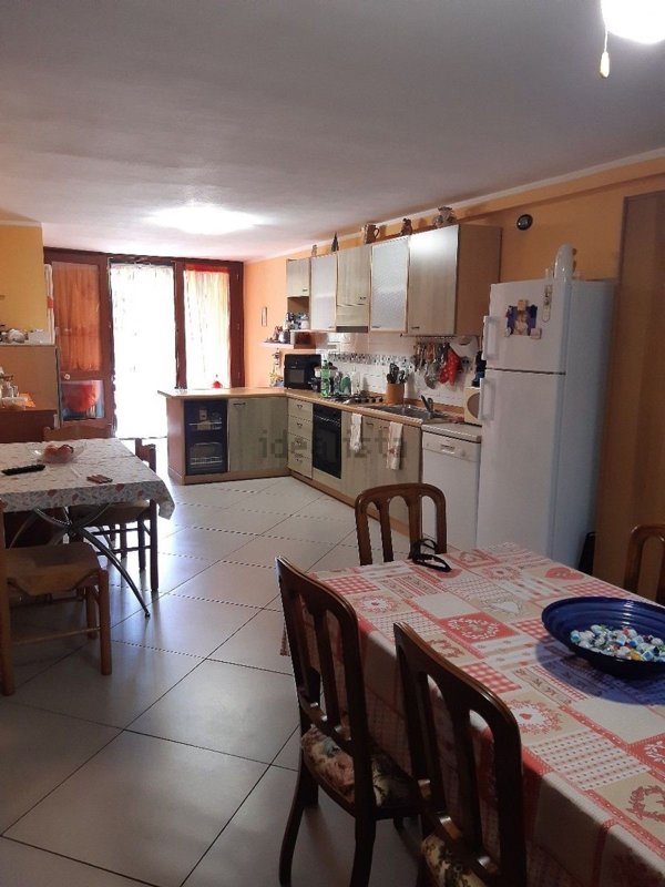 casa indipendente in vendita a Montecchio Emilia