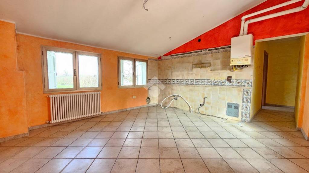 appartamento in vendita a Montecchio Emilia