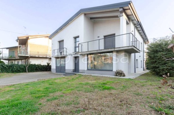 casa indipendente in vendita a Montecchio Emilia