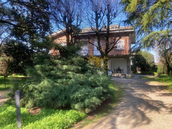 casa indipendente in vendita a Montecchio Emilia