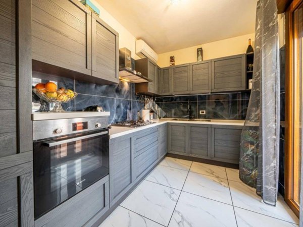 appartamento in vendita a Montecchio Emilia