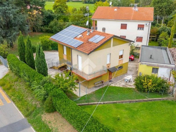 casa indipendente in vendita a Montecchio Emilia
