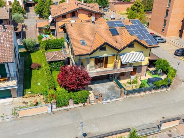 casa indipendente in vendita a Montecchio Emilia