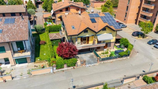 casa indipendente in vendita a Montecchio Emilia