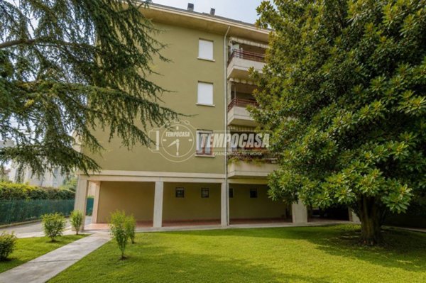 appartamento in vendita a Montecchio Emilia