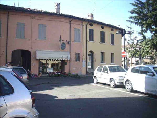 appartamento in vendita a Montecchio Emilia