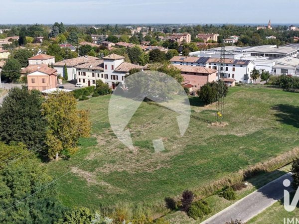 casa indipendente in vendita a Montecchio Emilia