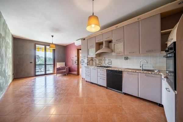 appartamento in vendita a Montecchio Emilia