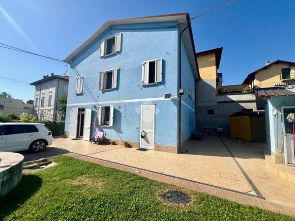 casa semindipendente in vendita a Novellara